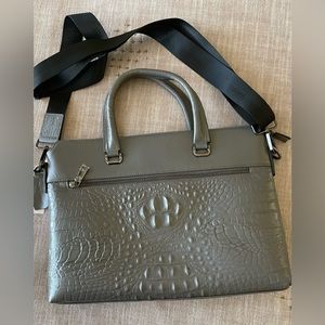 Genuine leather gray faux crocodile handbag/Crossbody bag brand new with…